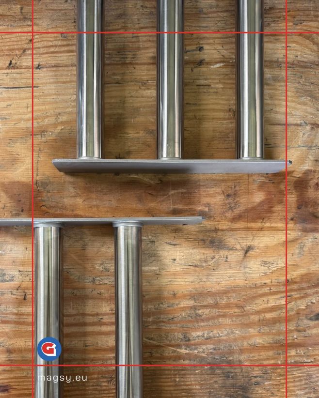 Neu hergestellte Magnetgitter in der Produktionshalle 💪🏽 Derzeit befinden sich vier neu produzierte Magnetgitter in der...